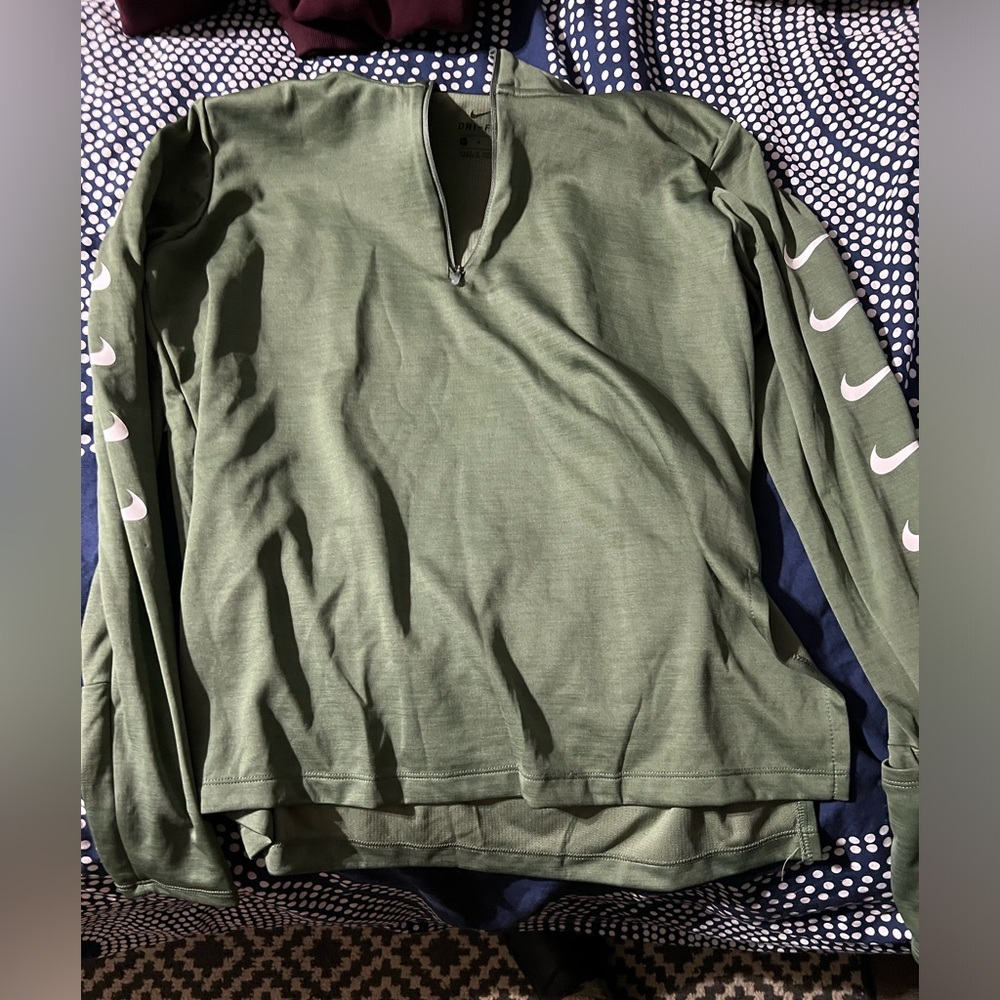 Nike drift running top